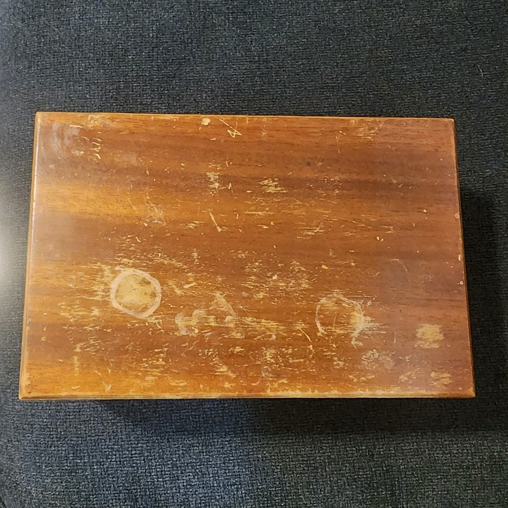Vtg DI Alden Swiss Wooden Music Box‎ Red Velvet Interior Music Works